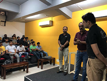 IIPian Sourav Kumar Das from Profoto came to give workshop cum presentation on Profoto Lighting Systems.